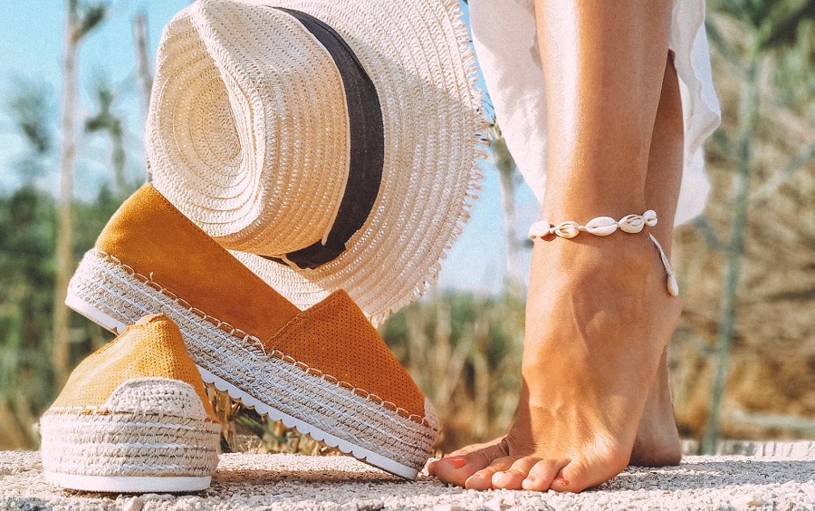 Luce unos pies sanos y bonitos este verano
